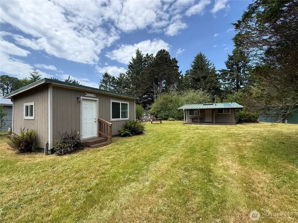 3469 Douglas Street Grayland WA 98547