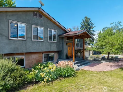 419 Bigelow Street Twisp WA 98856