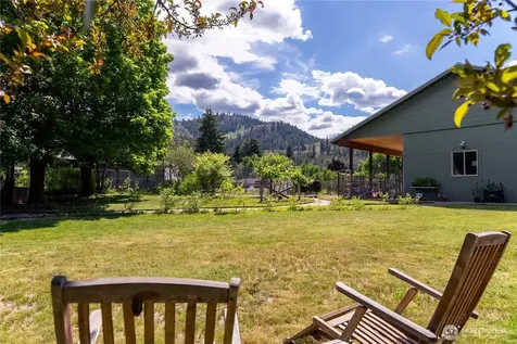 419 Bigelow Street Twisp WA 98856