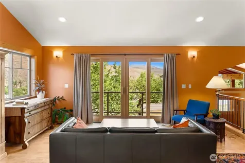 419 Bigelow Street Twisp WA 98856