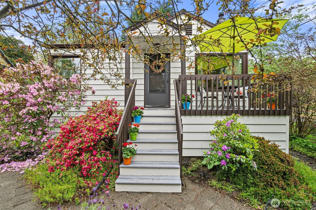 731 19th Avenue Seattle WA 98122