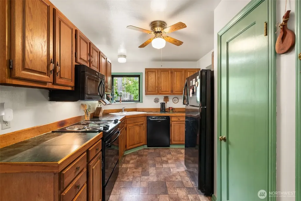 731 19th Avenue Seattle WA 98122