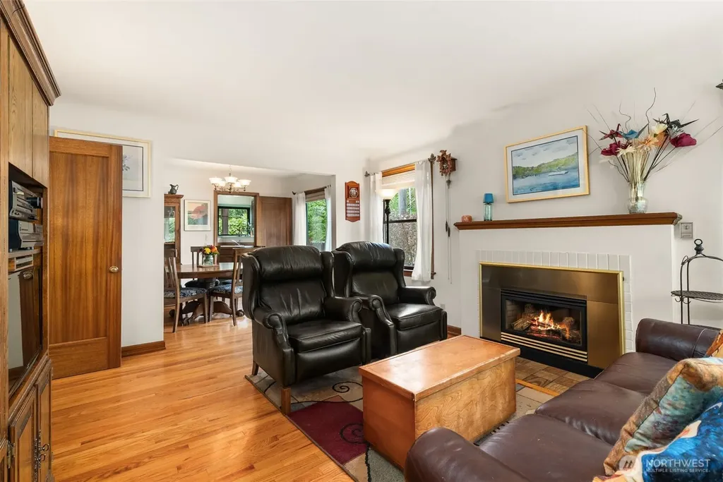731 19th Avenue Seattle WA 98122