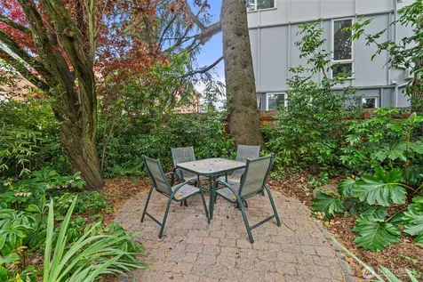 731 19th Avenue Seattle WA 98122
