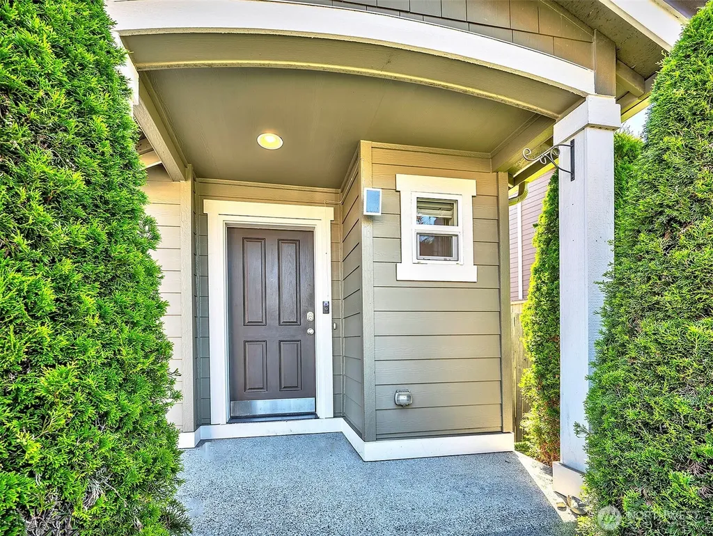 20231 4th Place W Lynnwood WA 98036