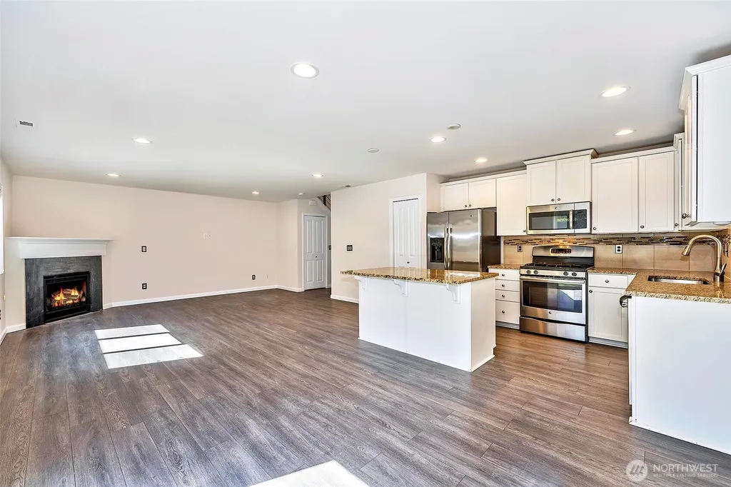 20231 4th Place W Lynnwood WA 98036