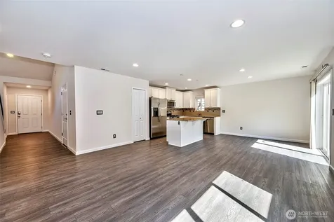 20231 4th Place W Lynnwood WA 98036