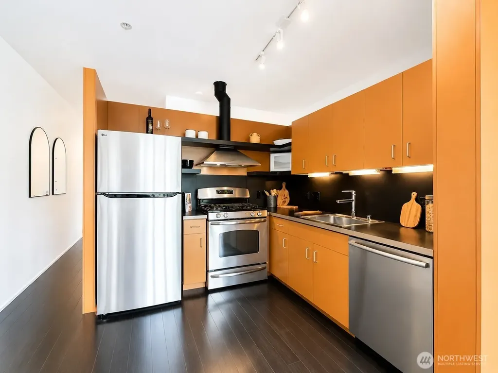 1111 E Pike Street Seattle WA 98122