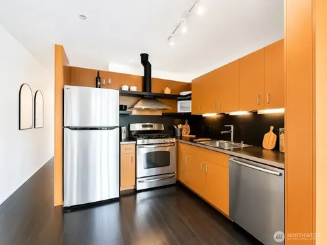 1111 E Pike Street Seattle WA 98122