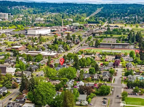 316 5th Street SW Puyallup WA 98371