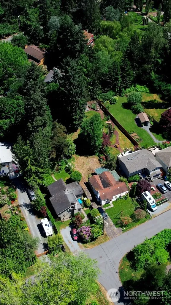 19054 NE 18th Ave NE Shoreline WA 98155