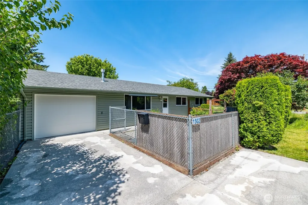 1502 5th Street Sedro Woolley WA 98284