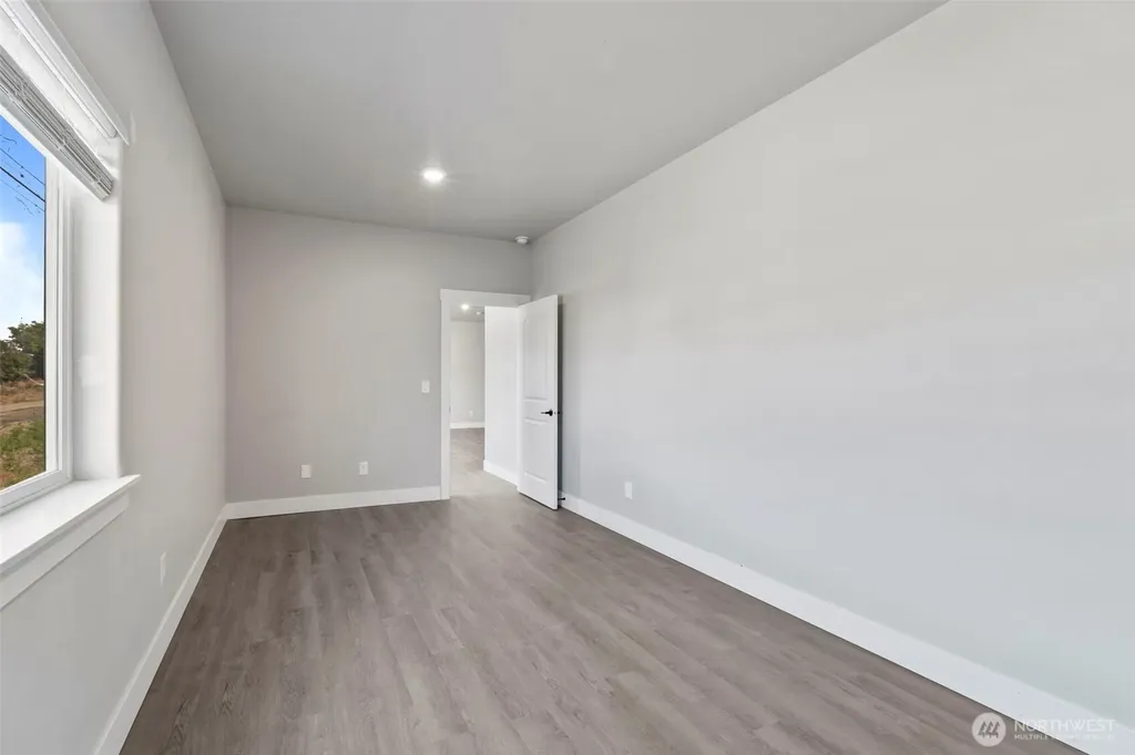 740 S Sixth Avenue Connell WA 99326