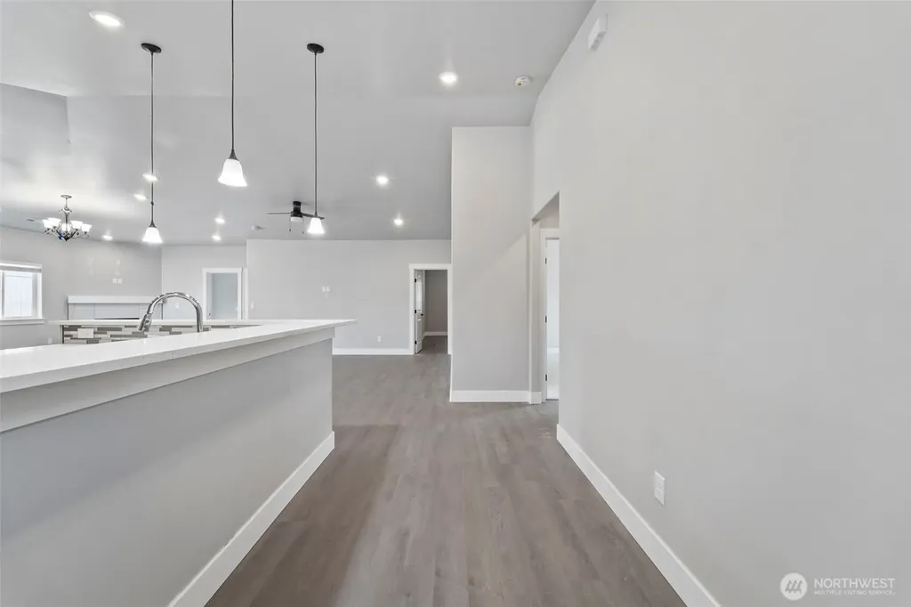 740 S Sixth Avenue Connell WA 99326