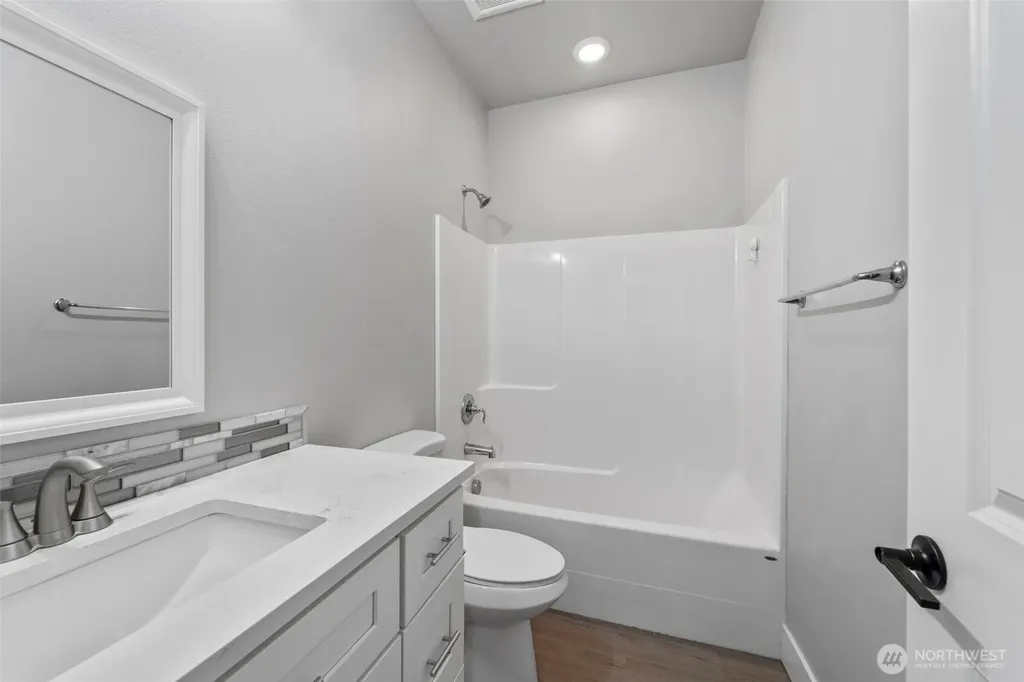 740 S Sixth Avenue Connell WA 99326
