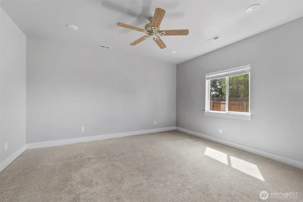 740 S Sixth Avenue Connell WA 99326