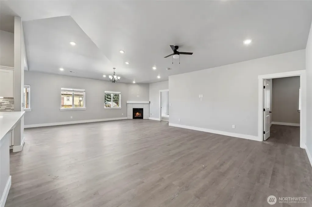 740 S Sixth Avenue Connell WA 99326