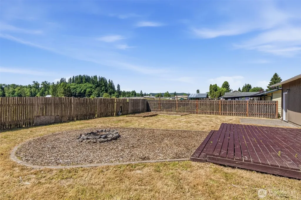 411 SE Brierwood Court Castle Rock WA 98611