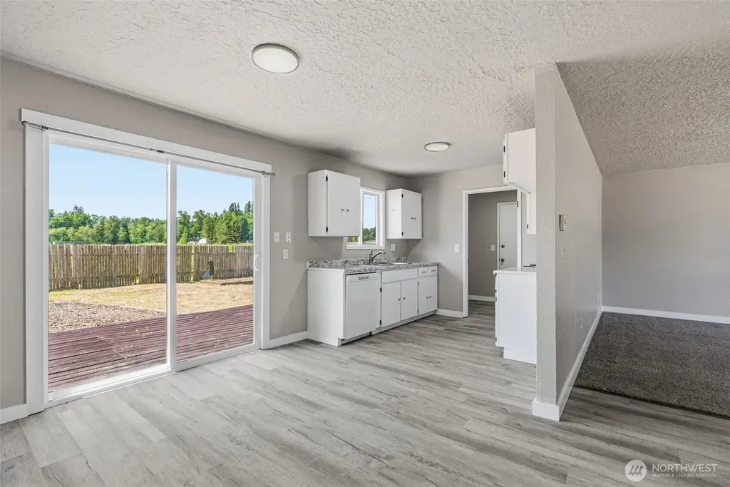 411 SE Brierwood Court Castle Rock WA 98611