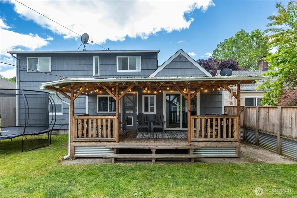 621 27th Avenue Longview WA 98632