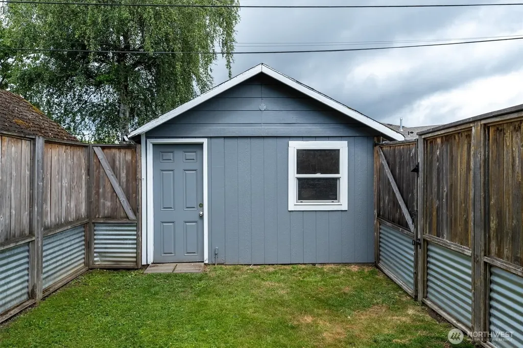 621 27th Avenue Longview WA 98632