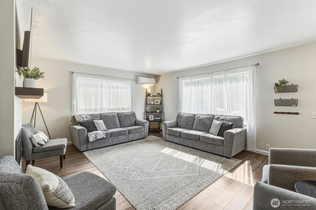 621 27th Avenue Longview WA 98632
