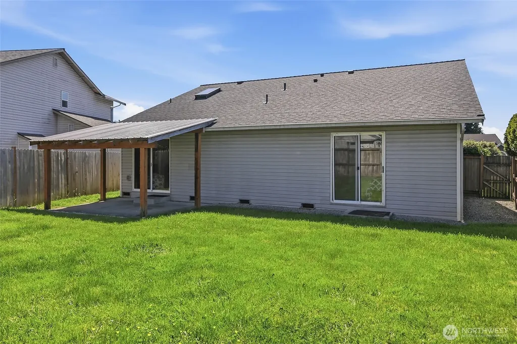 6013 102nd Street NE Marysville WA 98270