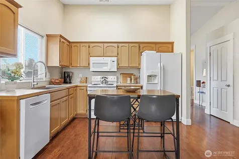 6013 102nd Street NE Marysville WA 98270