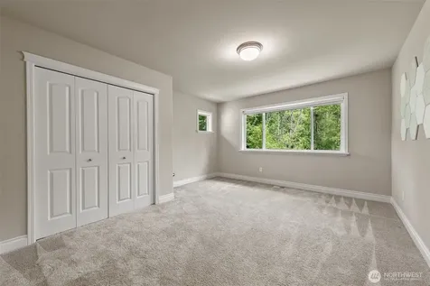 8816 140th Avenue SE Newcastle WA 98059