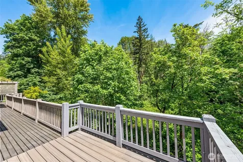 8816 140th Avenue SE Newcastle WA 98059