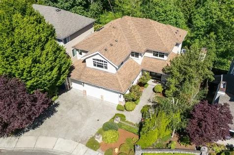 8816 140th Avenue SE Newcastle WA 98059