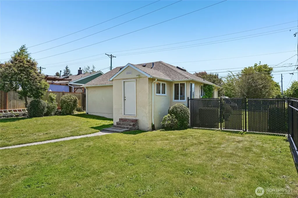 4521 N 18th Street Tacoma WA 98406