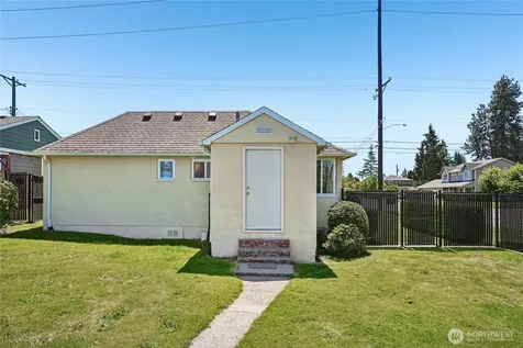 4521 N 18th Street Tacoma WA 98406