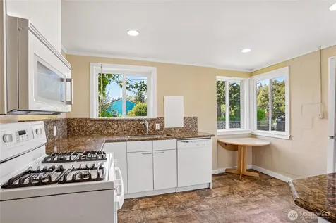 4521 N 18th Street Tacoma WA 98406