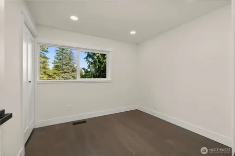 10811 NE 154th Court Bothell WA 98011
