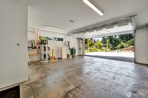 18402 Corliss Ave Avenue Shoreline WA 98133