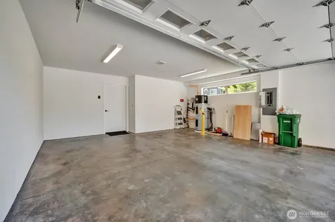 18402 Corliss Ave Avenue Shoreline WA 98133