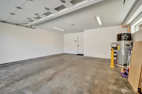 18402 Corliss Ave Avenue Shoreline WA 98133