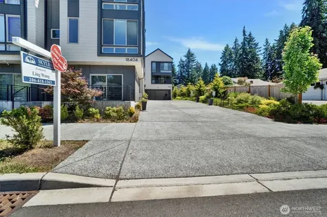 18402 Corliss Ave Avenue Shoreline WA 98133