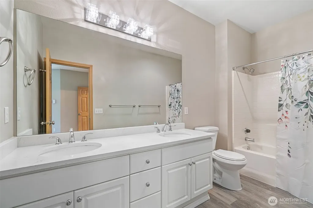 17610 134th Lane SE Renton WA 98058