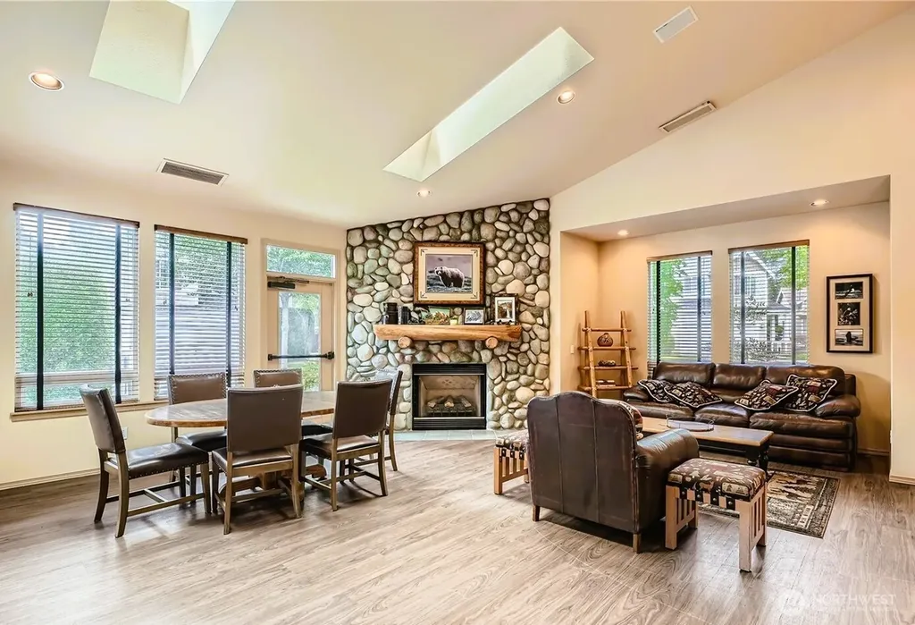 17610 134th Lane SE Renton WA 98058