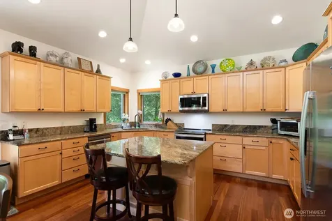 763 Arrowhead Road Camano Island WA 98282