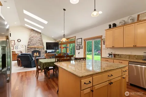 763 Arrowhead Road Camano Island WA 98282
