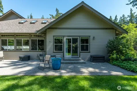 763 Arrowhead Road Camano Island WA 98282