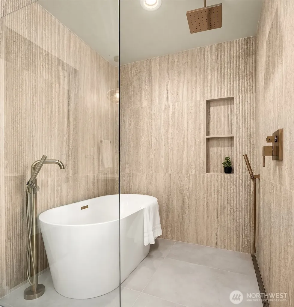 2836 NW 73rd Street Seattle WA 98117