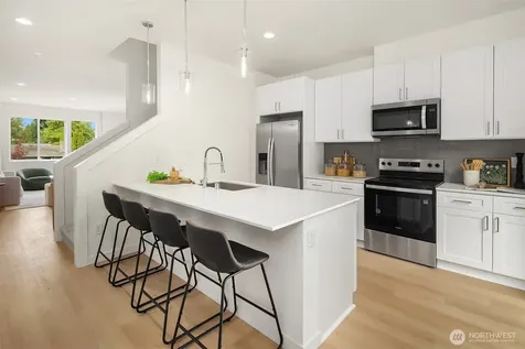 1518 Hollow Dale Place Everett WA 98204