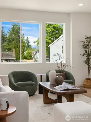 1518 Hollow Dale Place Everett WA 98204