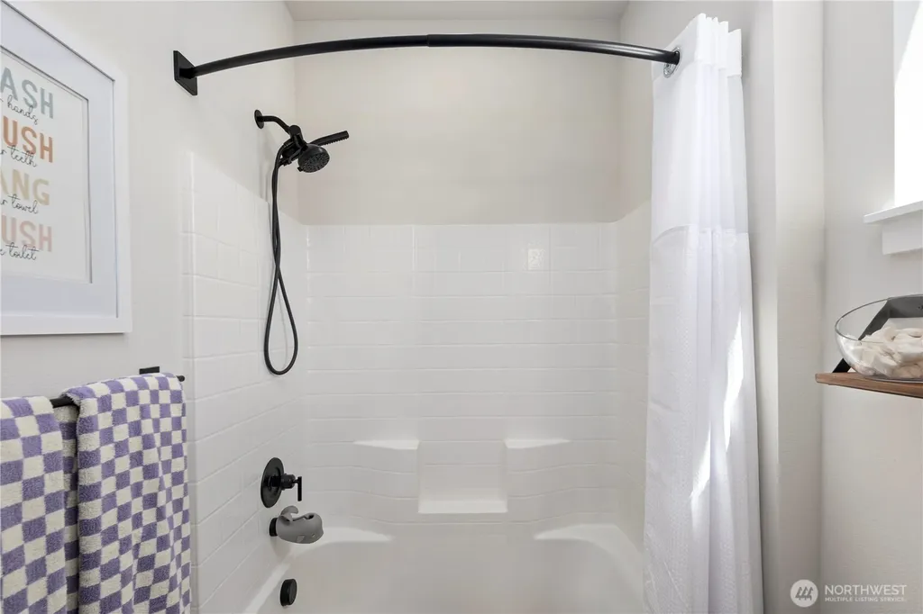 3569 Elmont Avenue Enumclaw WA 98022