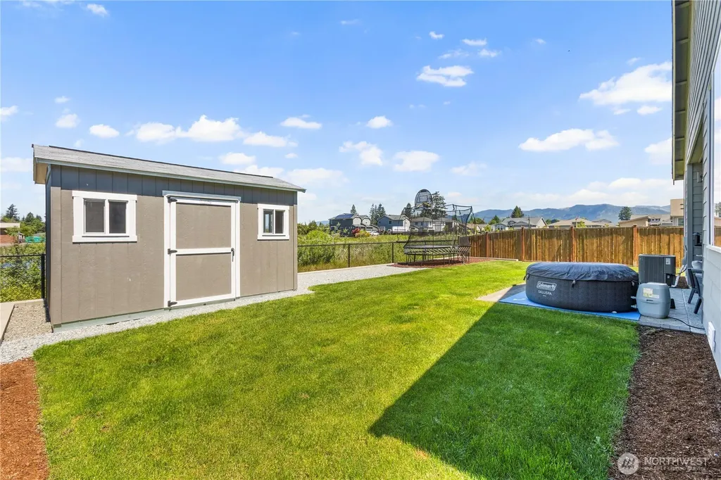 3569 Elmont Avenue Enumclaw WA 98022