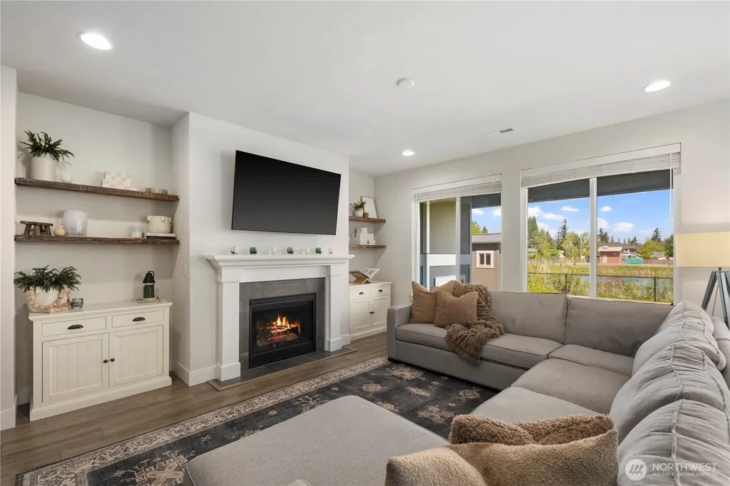 3569 Elmont Avenue Enumclaw WA 98022